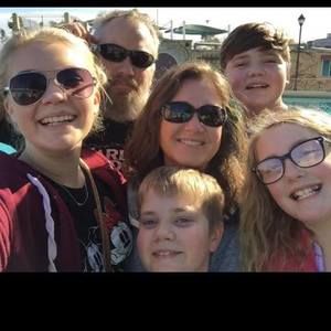 Meet your Posher, Melanie